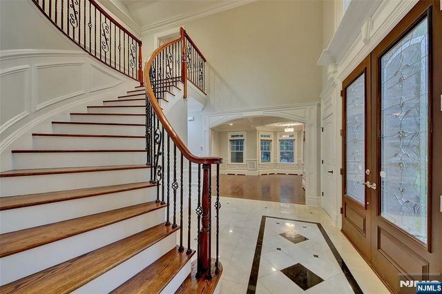 180 Chestnut Street, Demarest, NJ 07627