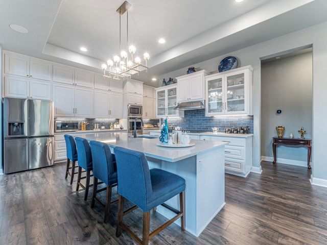 112 HOLLYTREE CT, Georgetown, TX 78628