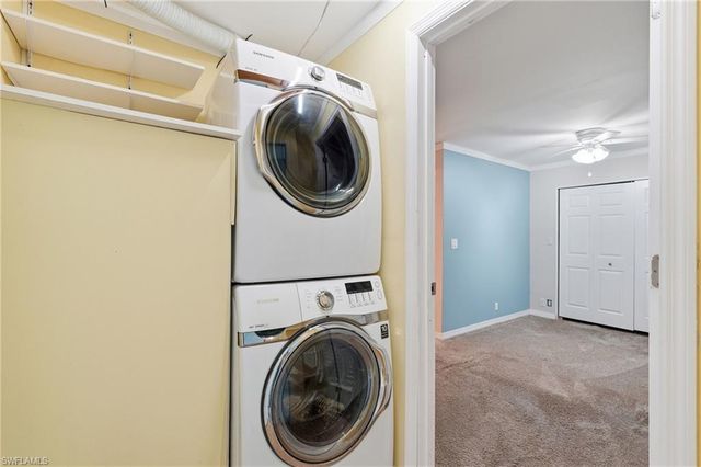 4900 Tahiti LN, Naples, FL 34112
