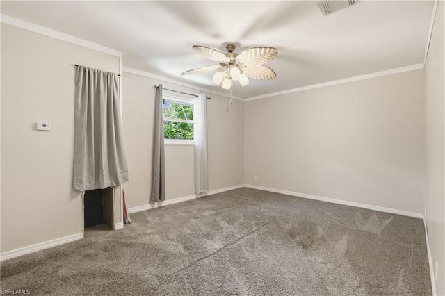 4900 Tahiti LN, Naples, FL 34112