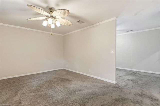4900 Tahiti LN, Naples, FL 34112