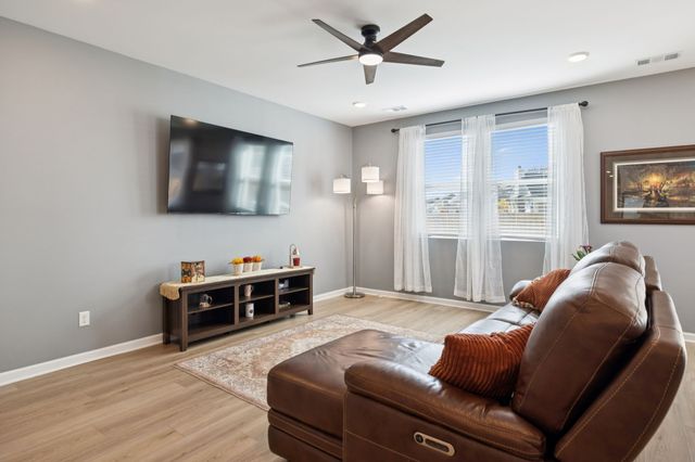 1819 Allwood Ave, Murfreesboro, TN 37128