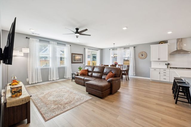 1819 Allwood Ave, Murfreesboro, TN 37128