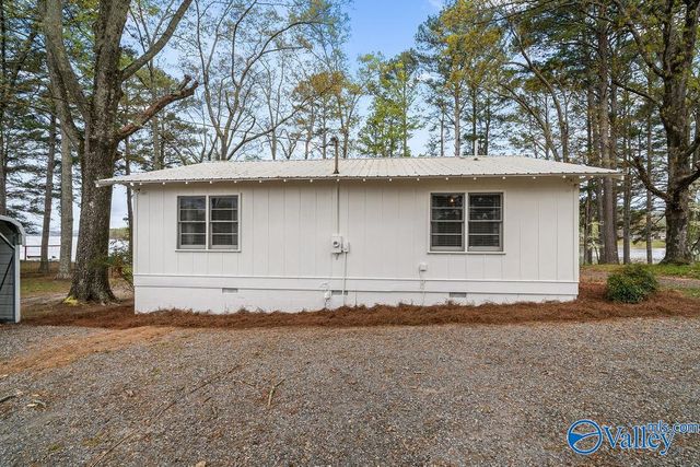 1700 County Road 102, Cedar Bluff, AL 35959