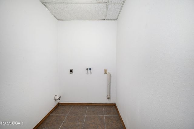 7186 NN Highway, Joplin, MO 64804