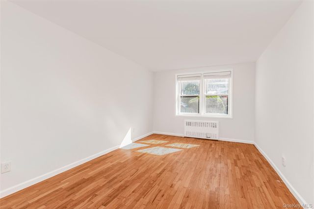 679 Warburton Avenue 2R, Yonkers, NY 10701