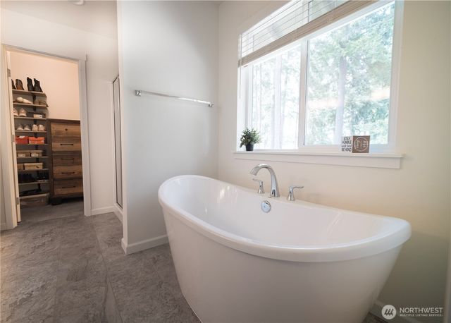 901 161st Street Ct E, Spanaway, WA 98387