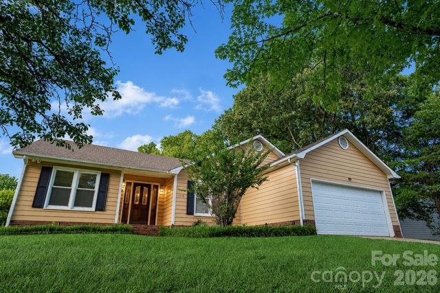11513 Waterflower Lane, Charlotte, NC 28262