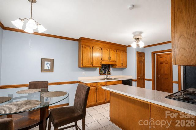 11513 Waterflower Lane, Charlotte, NC 28262