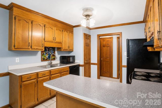 11513 Waterflower Lane, Charlotte, NC 28262