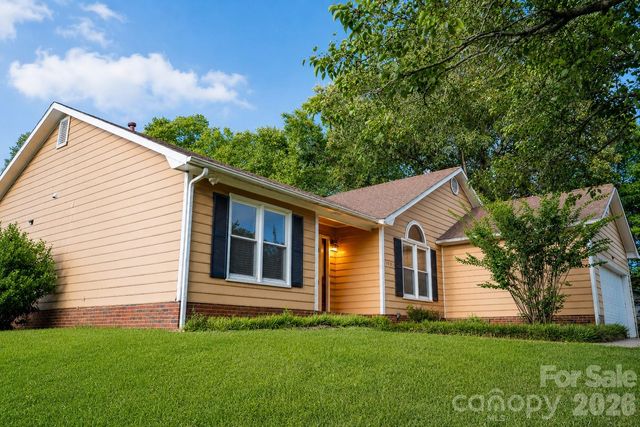 11513 Waterflower Lane, Charlotte, NC 28262
