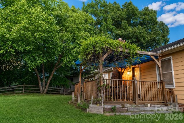 11513 Waterflower Lane, Charlotte, NC 28262