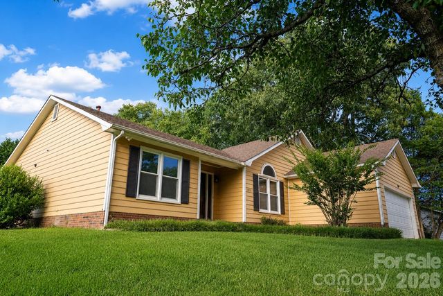 11513 Waterflower Lane, Charlotte, NC 28262