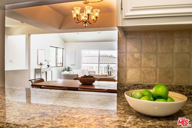 228 S Irena Avenue E, Redondo Beach, CA 90277