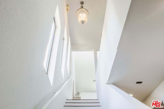 228 S Irena Avenue E, Redondo Beach, CA 90277