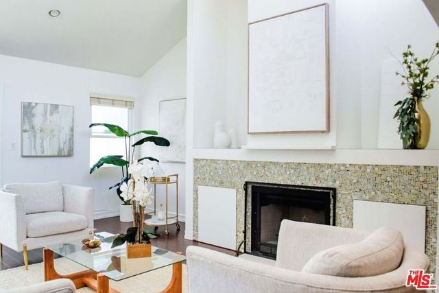 228 S Irena Avenue E, Redondo Beach, CA 90277
