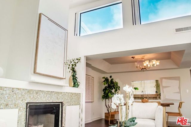 228 S Irena Avenue E, Redondo Beach, CA 90277