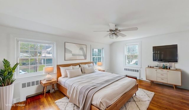 12 Fessenden St, Newton, MA 02460