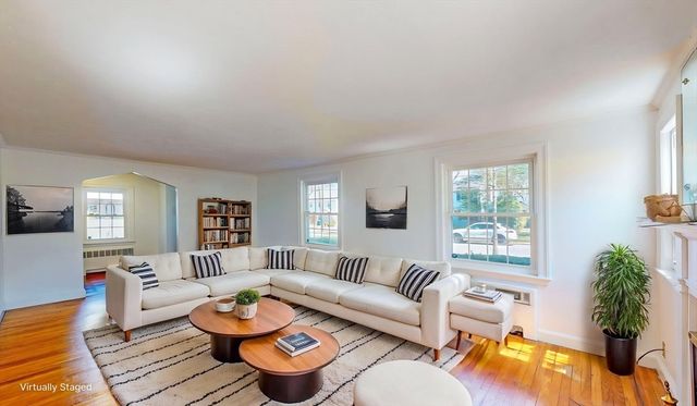 12 Fessenden St, Newton, MA 02460