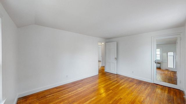 12 Fessenden St, Newton, MA 02460