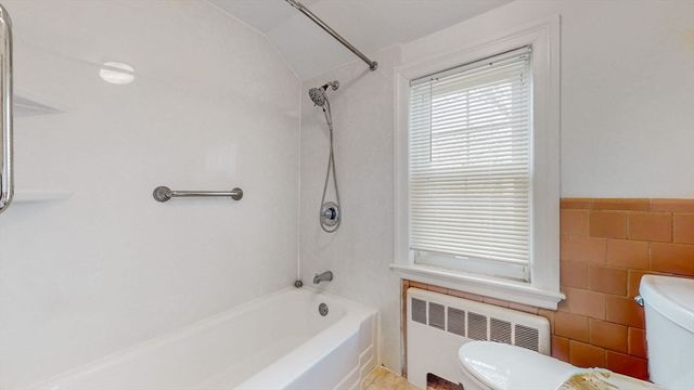 12 Fessenden St, Newton, MA 02460