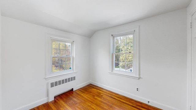 12 Fessenden St, Newton, MA 02460
