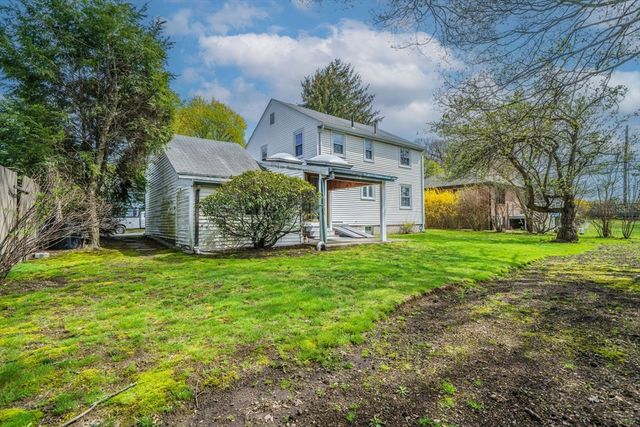 12 Fessenden St, Newton, MA 02460