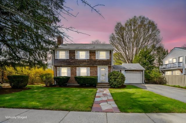 12 Fessenden St, Newton, MA 02460
