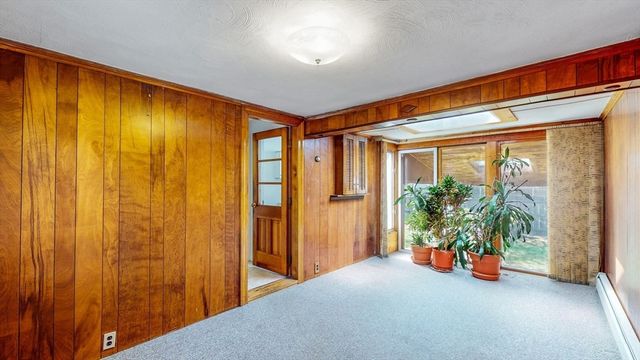 12 Fessenden St, Newton, MA 02460