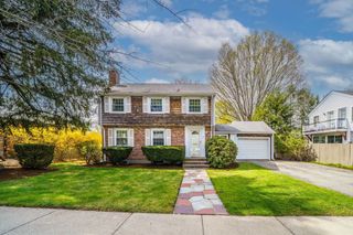 12 Fessenden St, Newton, MA 02460