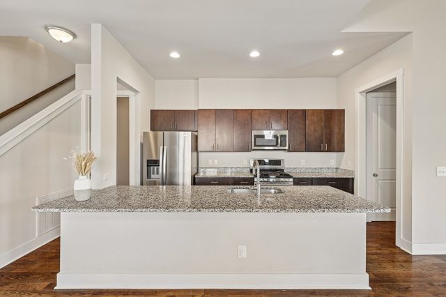 1632 Boxwood Dr, Nashville, TN 37211
