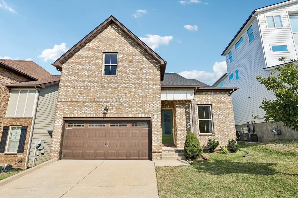1632 Boxwood Dr, Nashville, TN 37211