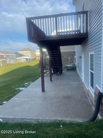 114 Belden Trl, Louisville, KY 40245