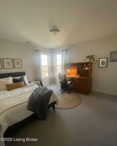 114 Belden Trl, Louisville, KY 40245