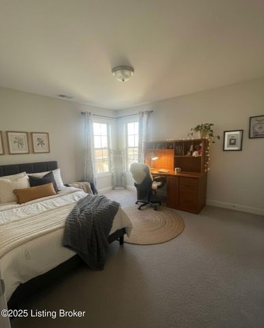 114 Belden Trl, Louisville, KY 40245