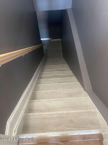 114 Belden Trl, Louisville, KY 40245