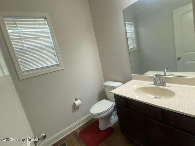 114 Belden Trl, Louisville, KY 40245