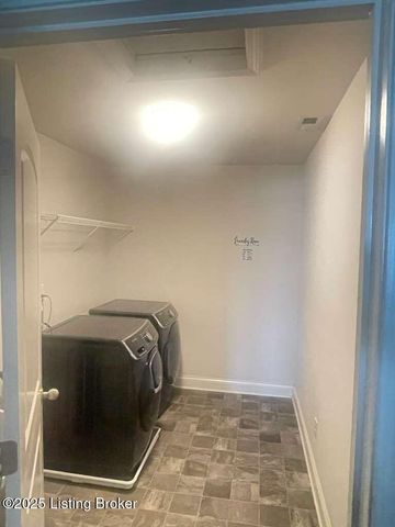 114 Belden Trl, Louisville, KY 40245