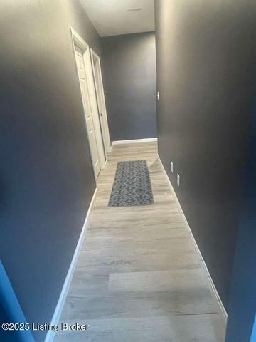 114 Belden Trl, Louisville, KY 40245