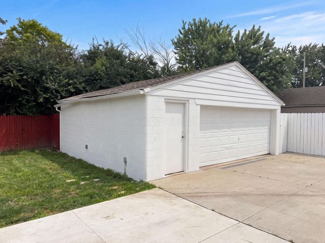 651 Raleigh Drive, Columbus, OH 43228