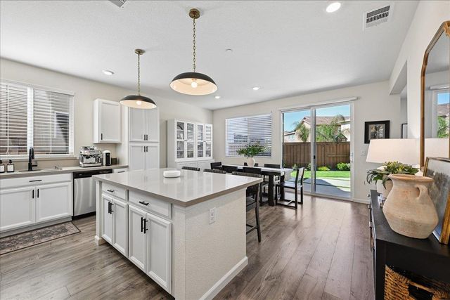 1442 Coral St, Lincoln, CA 95648