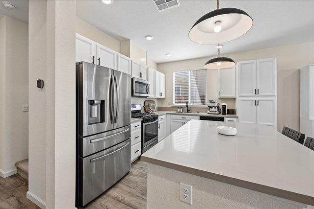 1442 Coral St, Lincoln, CA 95648