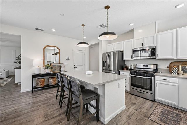 1442 Coral St, Lincoln, CA 95648