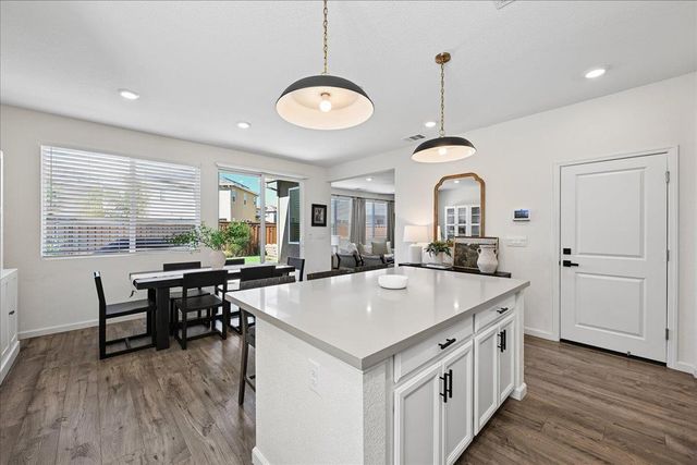 1442 Coral St, Lincoln, CA 95648