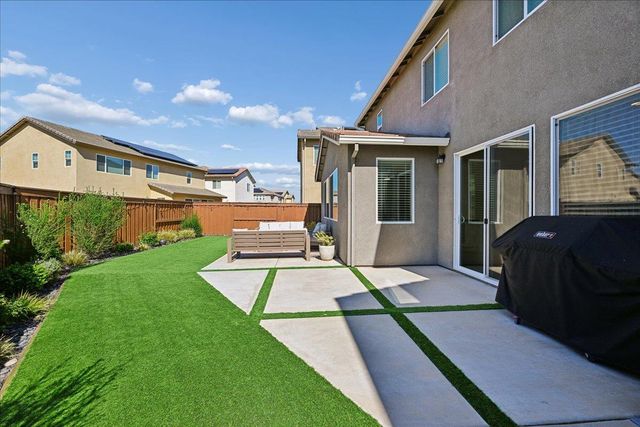 1442 Coral St, Lincoln, CA 95648