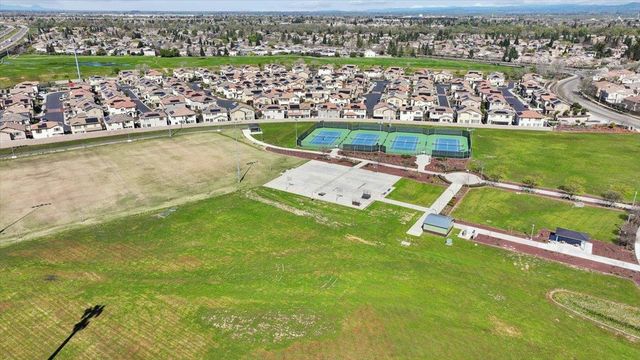 1442 Coral St, Lincoln, CA 95648