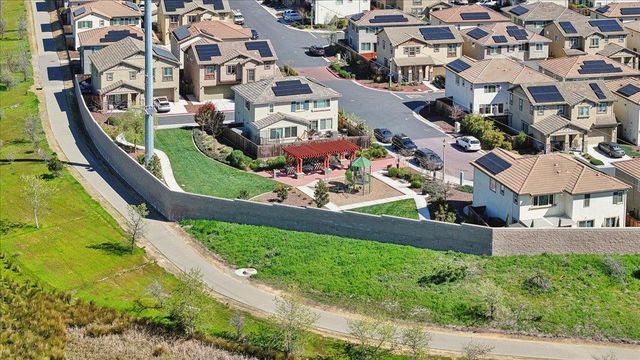 1442 Coral St, Lincoln, CA 95648