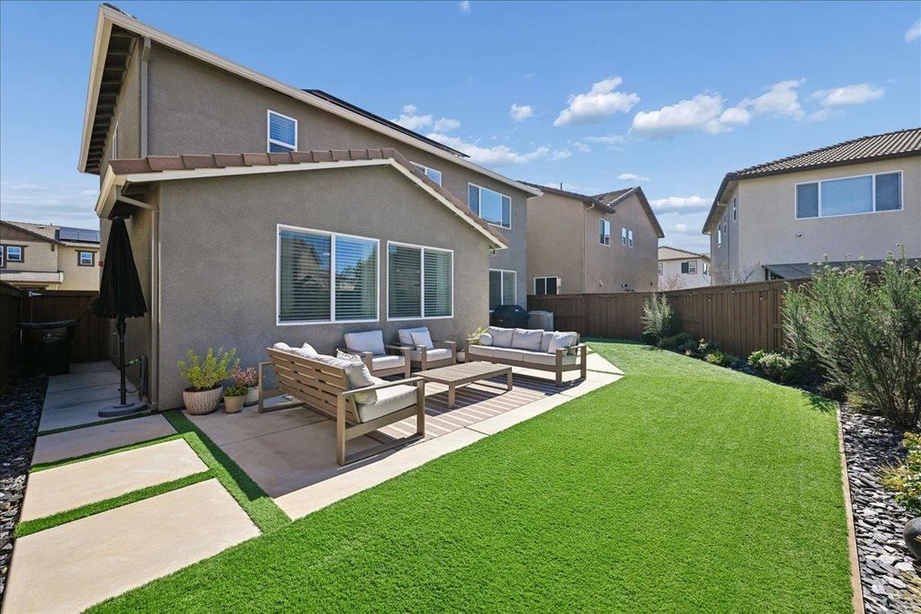 1442 Coral St, Lincoln, CA 95648