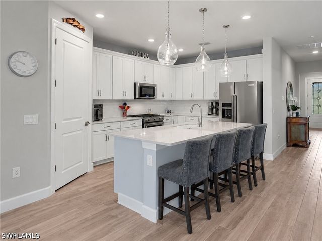 20285 Napa LOOP, Estero, FL 33928