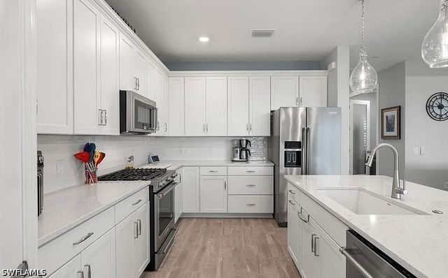 20285 Napa LOOP, Estero, FL 33928